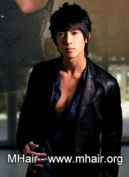 靠運動維持健美身材的吳尊,對臉部保養也很有一套。