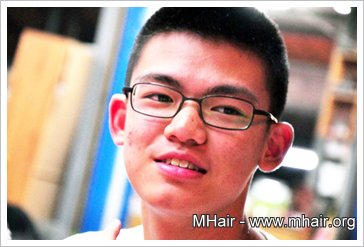 暑期長時間使用3C 學童視力下滑嚴重