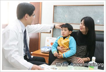 控制近視防止惡化 角膜塑型安全性佳