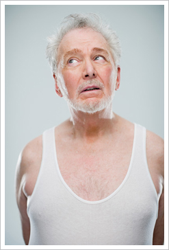 嗅覺異常便秘腹脹 恐為帕金森氏症前兆