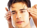 型男眼部保养有妙招--解决四大眼部肌肤问题